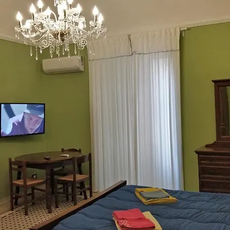 Adriano's House Cathedral First Floor Apartment